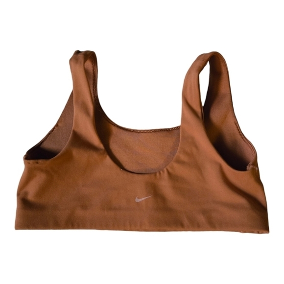 Nike dri fit sports bra size medium like new - Picture 2 of 4